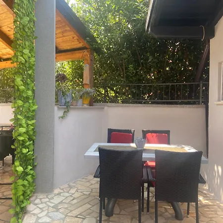 Apartment Sunvita Pomer
